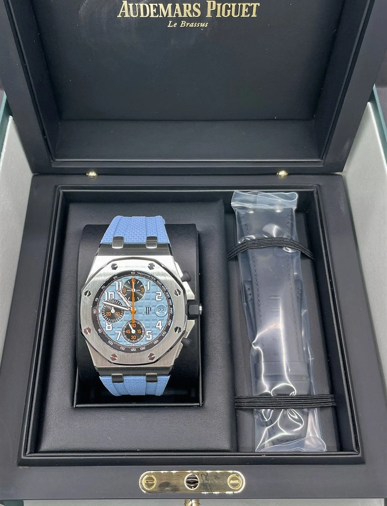 2022 Audemars Piguet Royal Oak Offshore Selfwinding Chronograph 26238ST