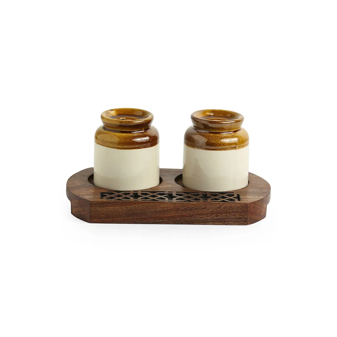 'Royal Garnishers' Old Fashioned Martban Ceramic Salt & Pepper Shaker Set With Sheesham Wooden Hand Carved Tray