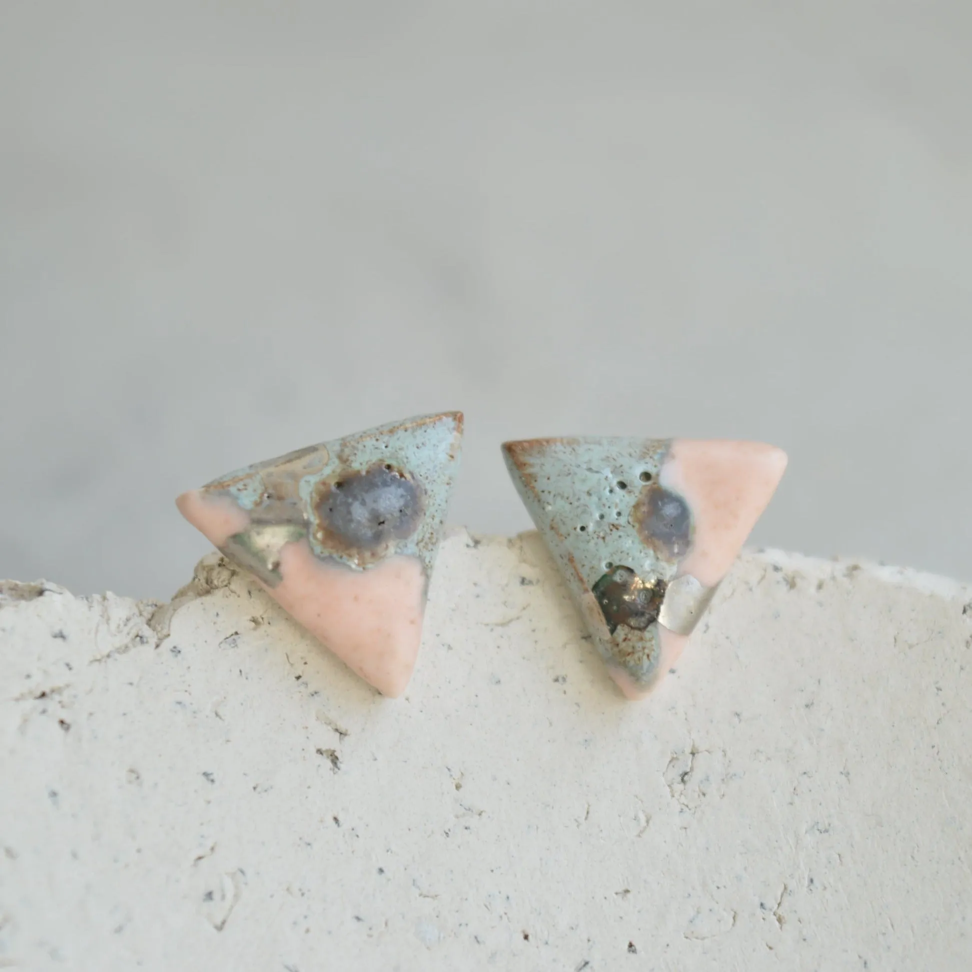 Stud earrings No. 47